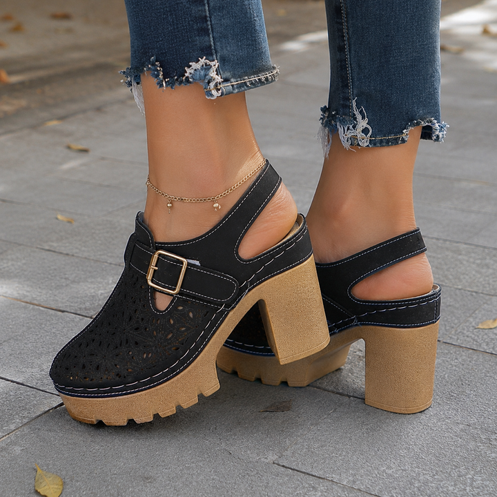 DINAH LESTER | CUTOUT BLOCK HEEL SANDAL