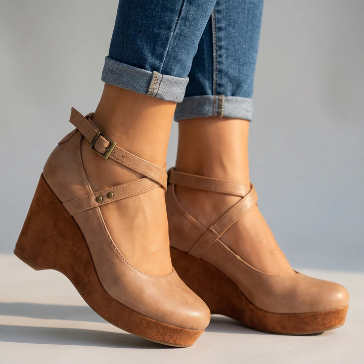 DINAH LESTER | CROSS-STRAP PLATFORM WEDGE