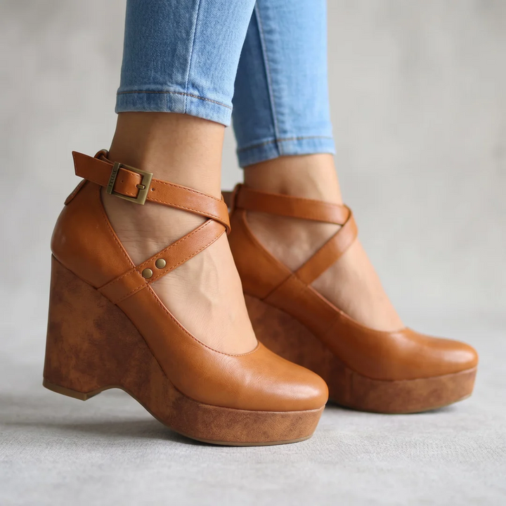 DINAH LESTER | CROSS-STRAP PLATFORM WEDGE